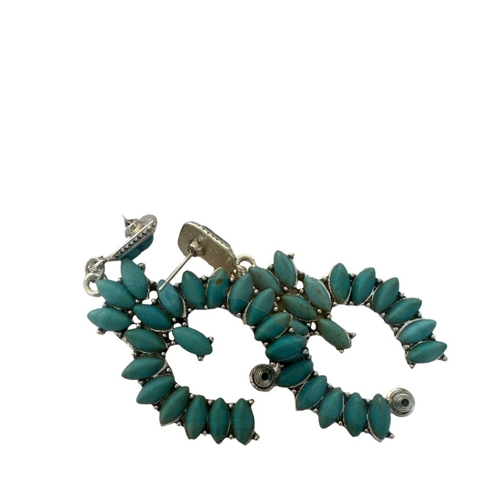 Earrings Faux Turquoise In Sivertone Brand New
